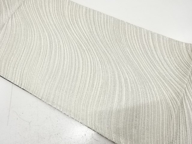 未使用品　よろけ横段模様織り出し袋帯(未仕立て)